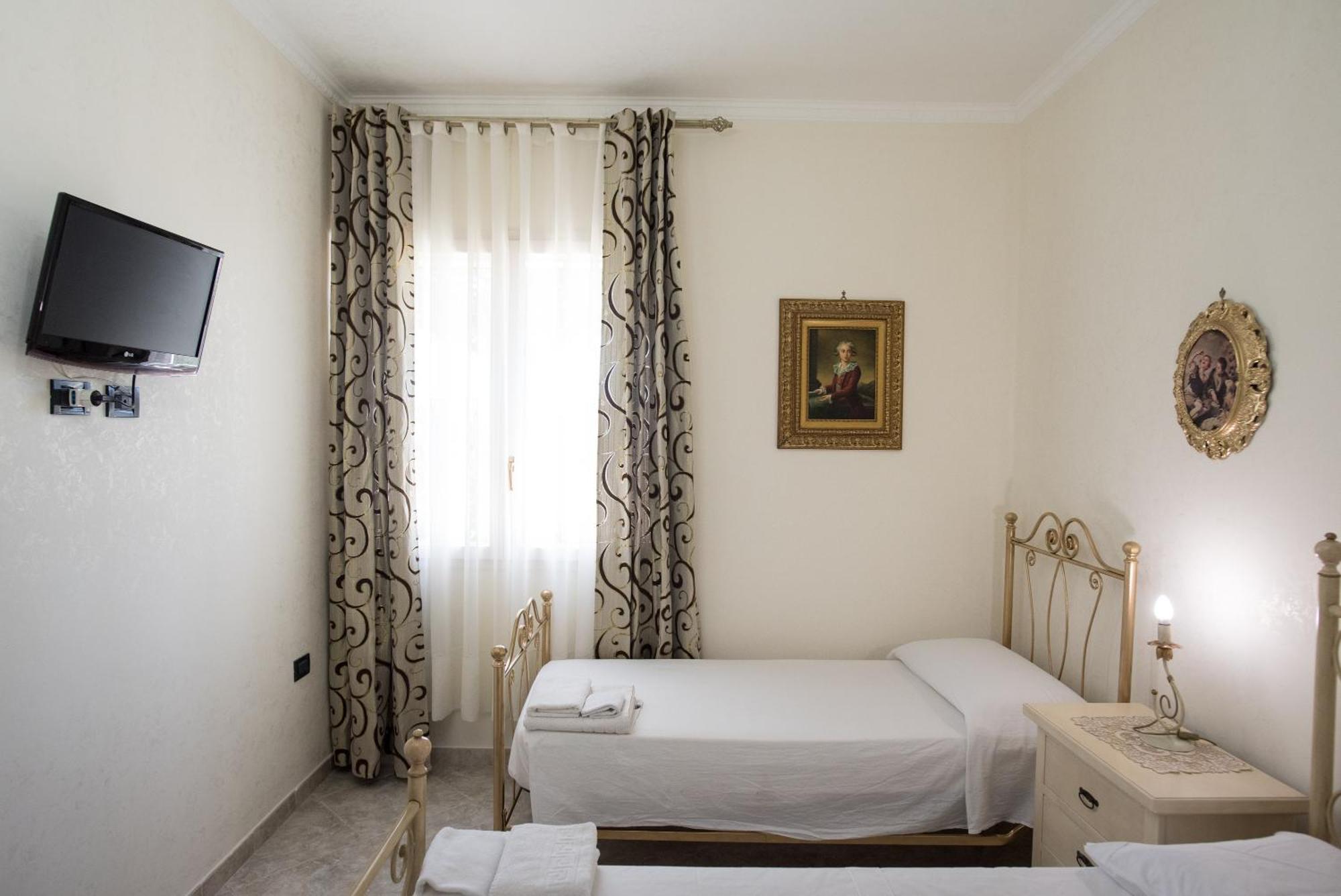 In Cristina Guest house 2*